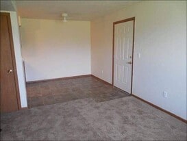 Building Photo - 1912 S 15th St