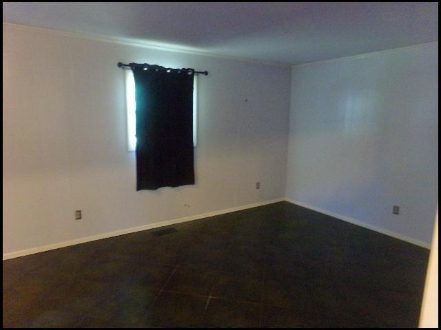 Building Photo - 9910 Brooks Ln