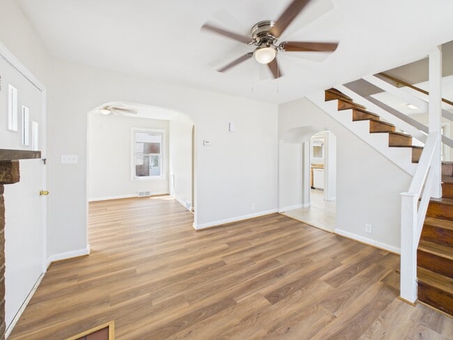 Building Photo - 1036 3rd St