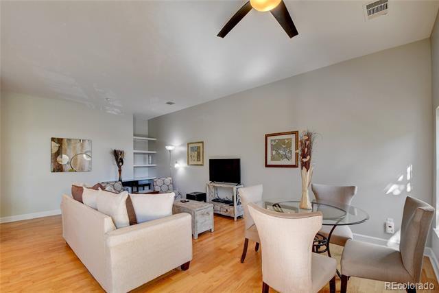 Building Photo - 5677 S Park Pl