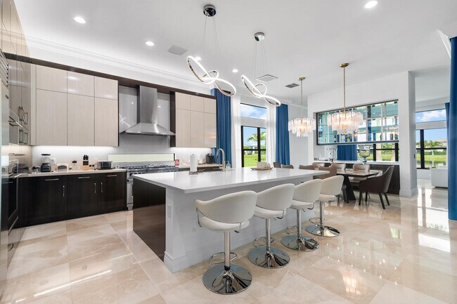 Building Photo - 17297 Ponte Chiasso Dr