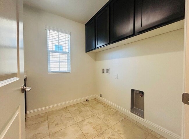 Building Photo - 1172 Fox Field Ln
