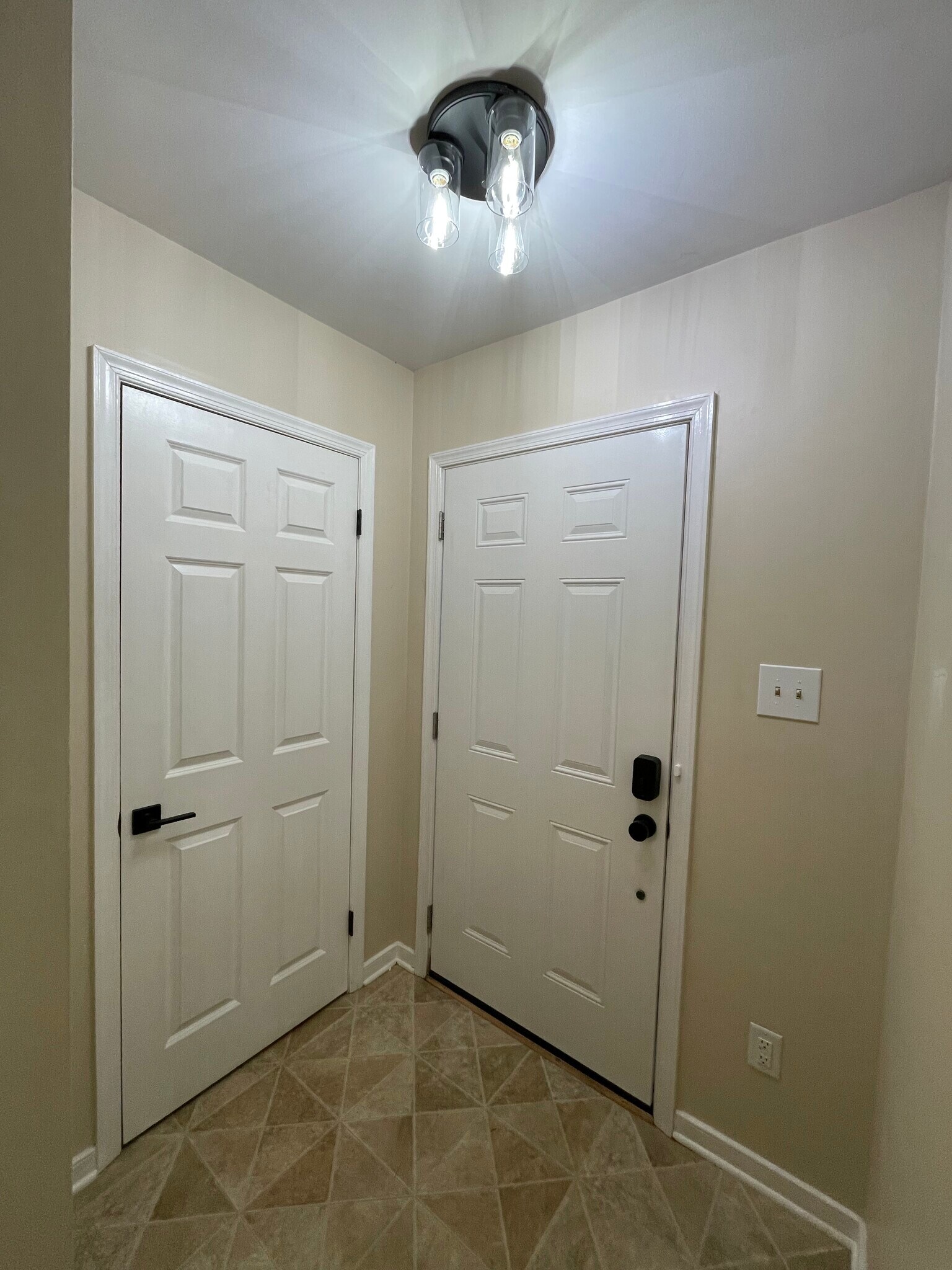 Building Photo - 11667 Timberly Waye