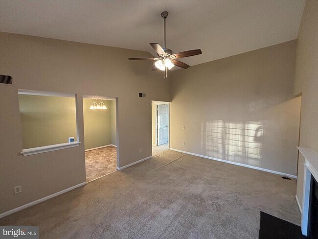 Building Photo - 107 Prosperity Ave SE