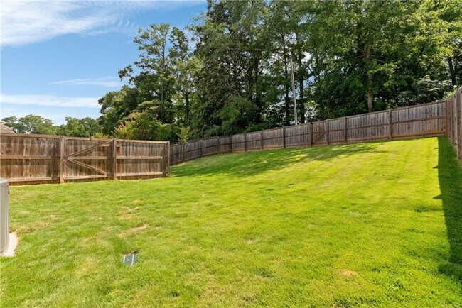 Building Photo - Spacious 4BR Home Near Auburn University –...