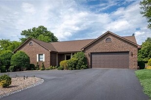 Building Photo - 104 Woodsway Ct