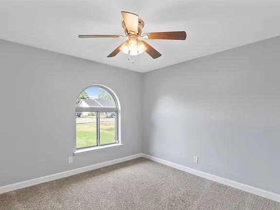 Building Photo - 2829 Elk Grove Rd