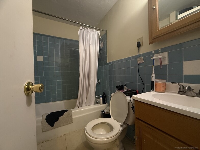 Building Photo - 1116 Commonwealth Ave