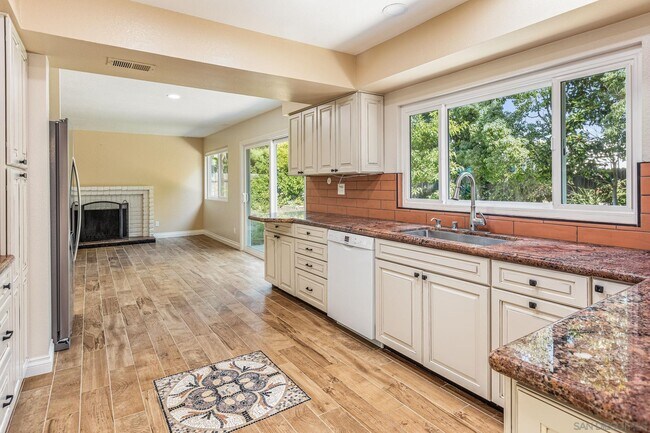 Building Photo - 3016 Segovia Ct