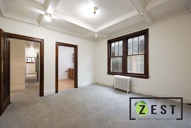 Building Photo - 4016-18 Hogarth