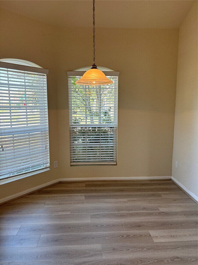 Building Photo - 15019 Darby Retreat Ln