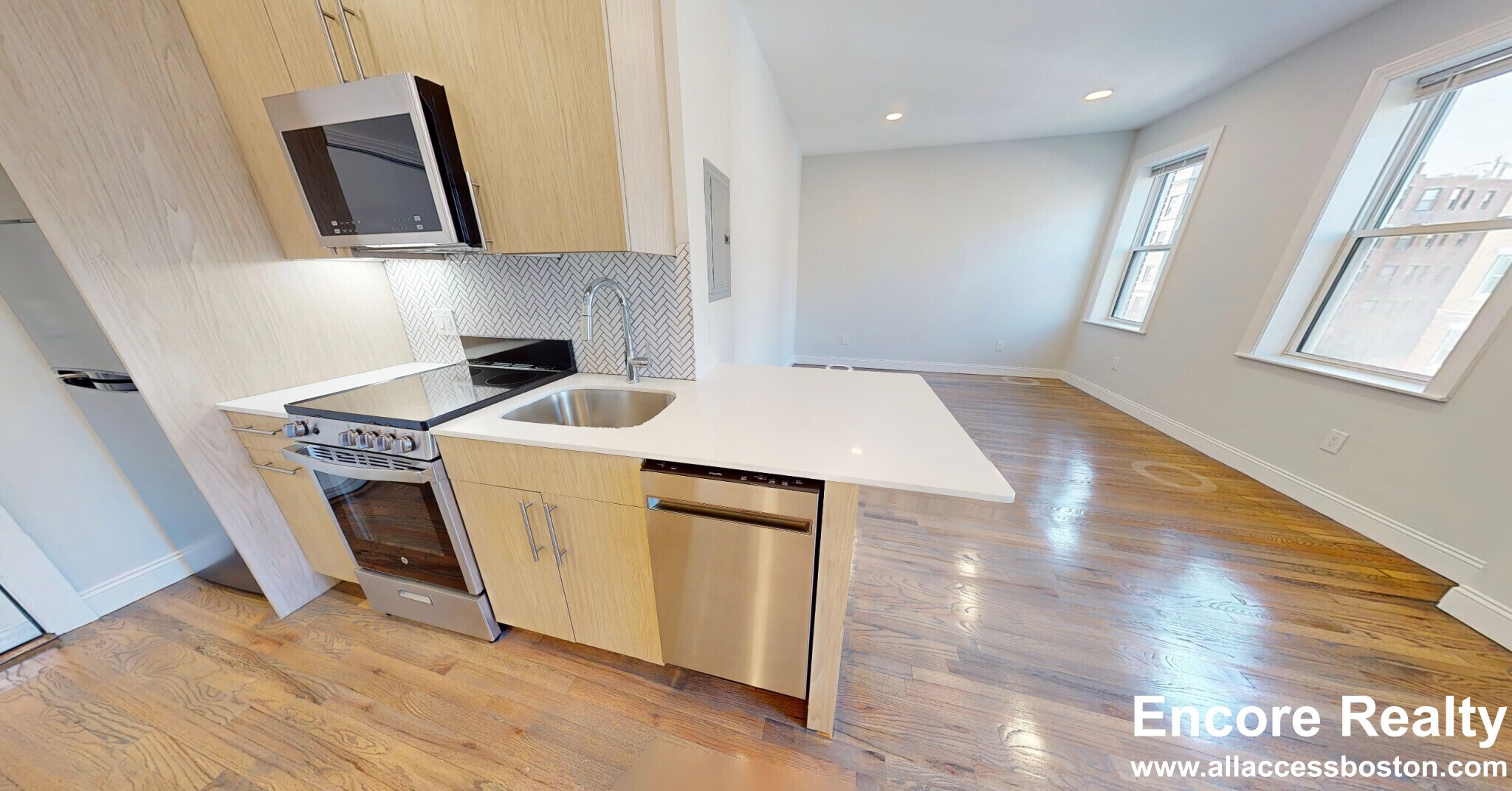 Building Photo - 106 Queensberry St