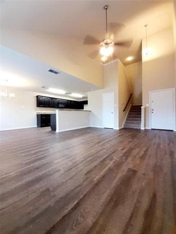 Building Photo - 712 River Hill Ln