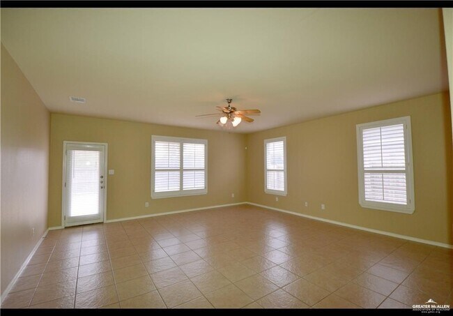 Building Photo - 20 Santa Lydia St