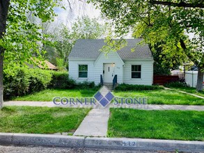 Building Photo - Large Spacious Home in Nampa!