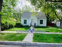 Building Photo - Large Spacious Home in Nampa!