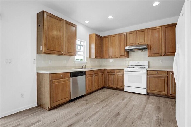 Building Photo - 1471 Leisure Lake Ln