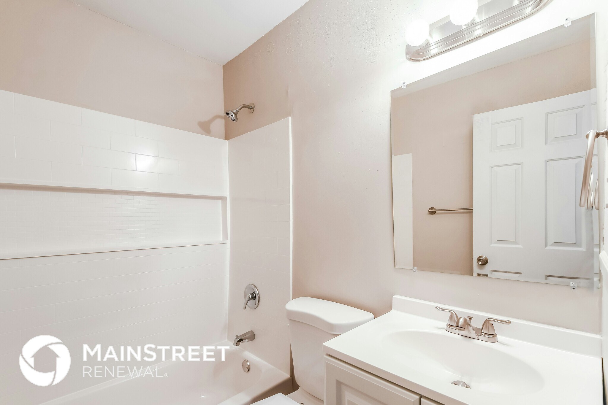 Building Photo - 1126 Airglades Dr