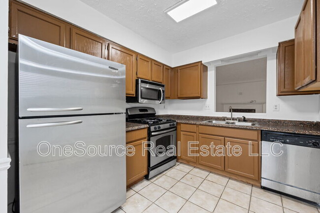 Building Photo - 1086 Huntington Ter SE