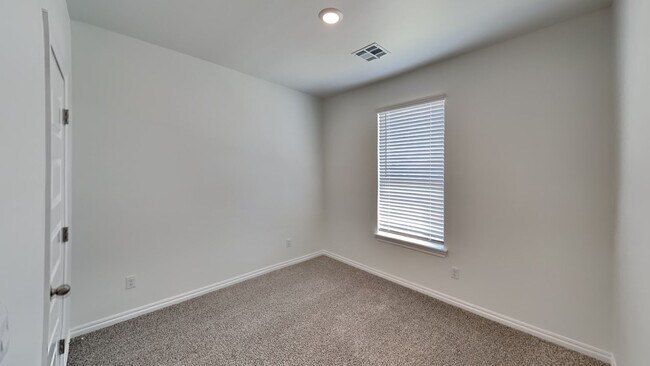 Building Photo - Amazing Brand New 4 Bedroom Home in Mustan...