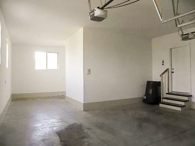 Building Photo - 1377 E 300 N