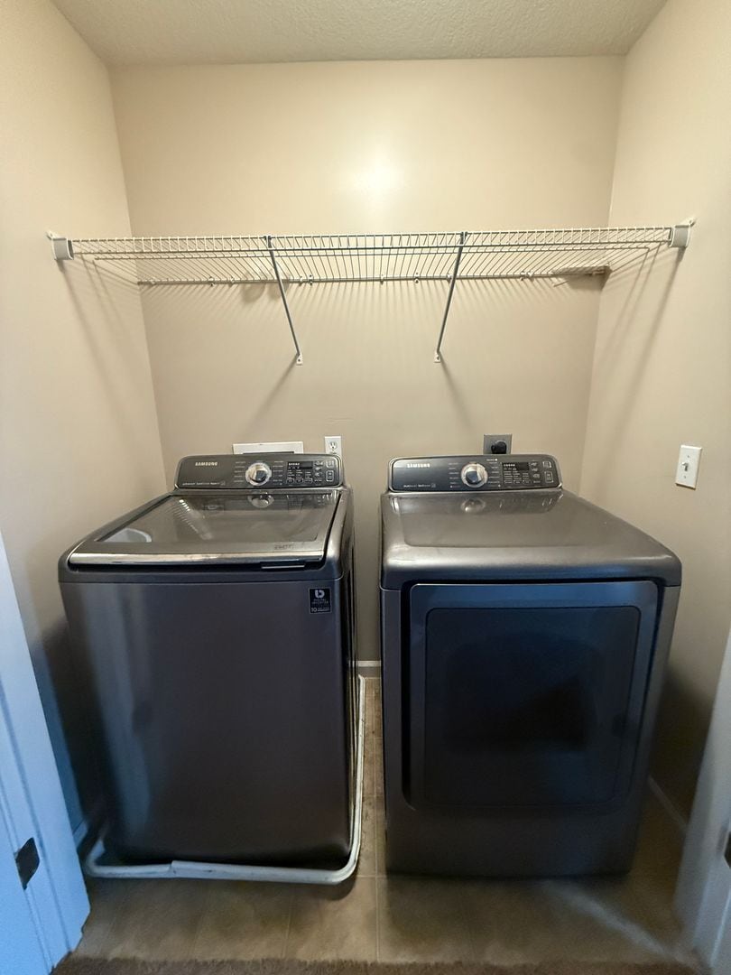 Building Photo - 3929 Stanton Hall Pkwy