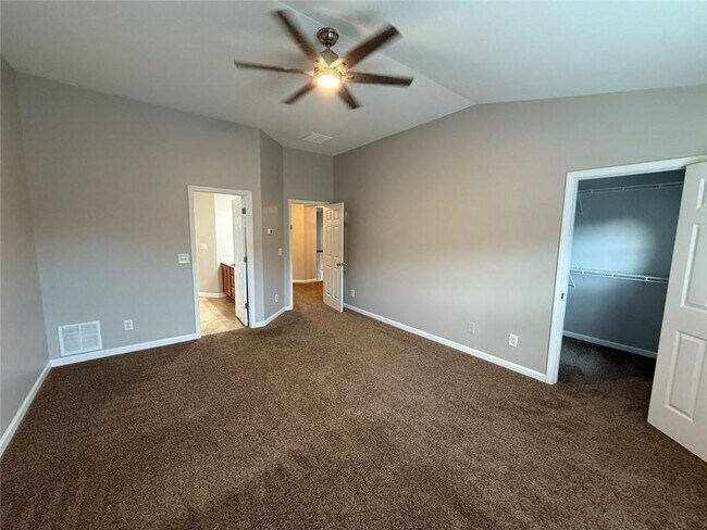 Building Photo - 5750 Carrington Pl