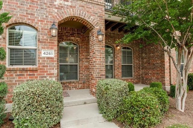 Building Photo - 4261 Comanche Dr