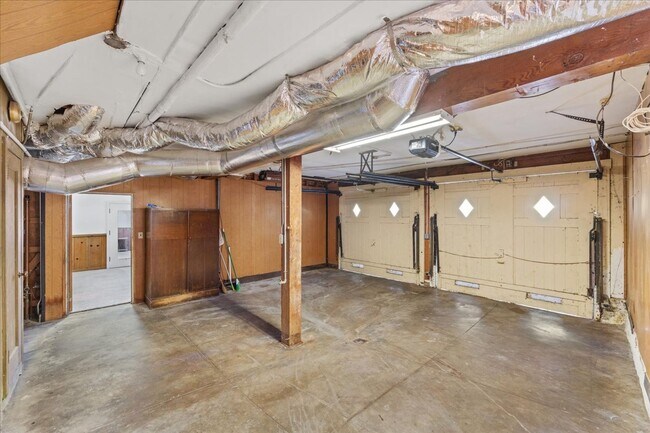 Building Photo - 3501 Jennings St