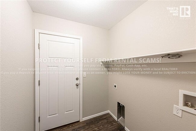 Building Photo - 235 N Marietta Wy