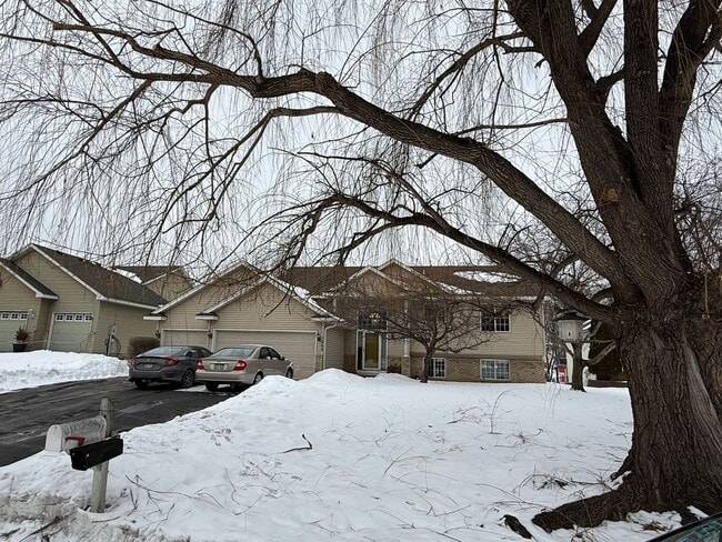 Building Photo - Spacious 5 Bedroom Home in Andover | Finished Walkout | 3-Car Garage