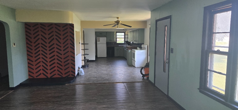 Building Photo - 2061 Hunter Trail