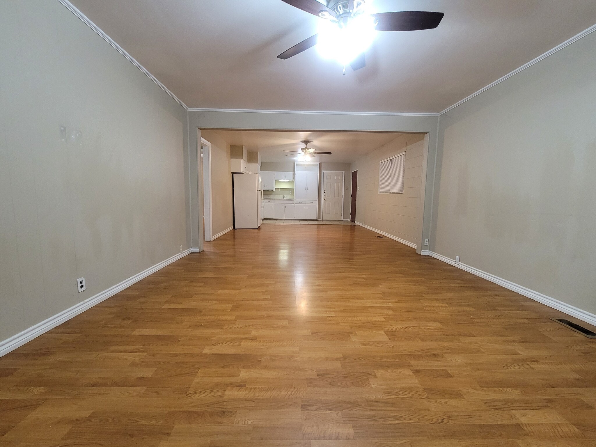 Building Photo - 703 Booker St