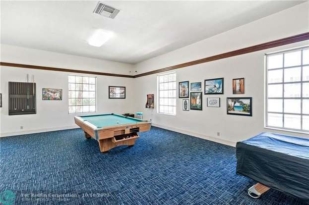 Building Photo - 2151 NE 68th St