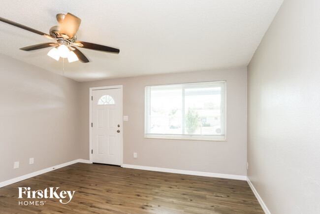 Building Photo - 10759 109th Way