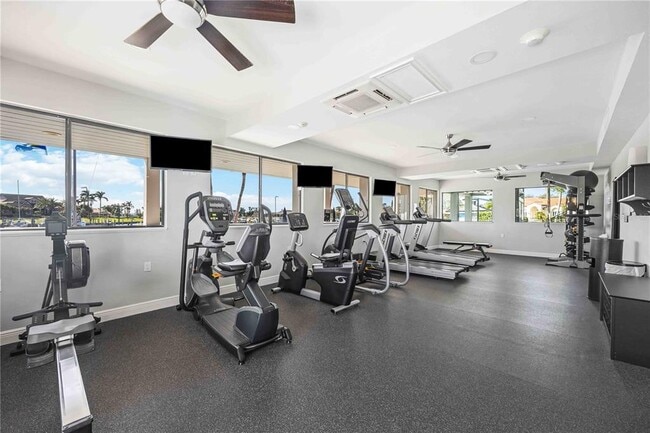 Building Photo - 456 Yacht Harbor Dr