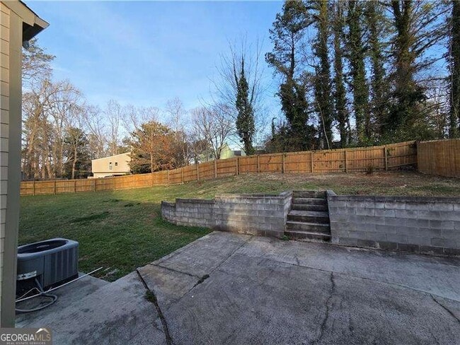 Building Photo - 3288 Timber Bluff Dr NE