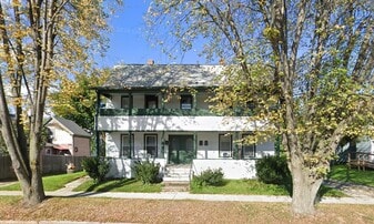 Building Photo - 122 Marlboro St