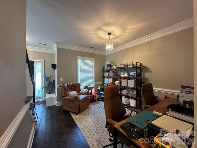 Building Photo - 819 Stargard Ct