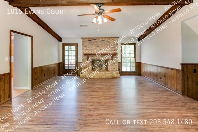 Building Photo - 1015 Evans Ct