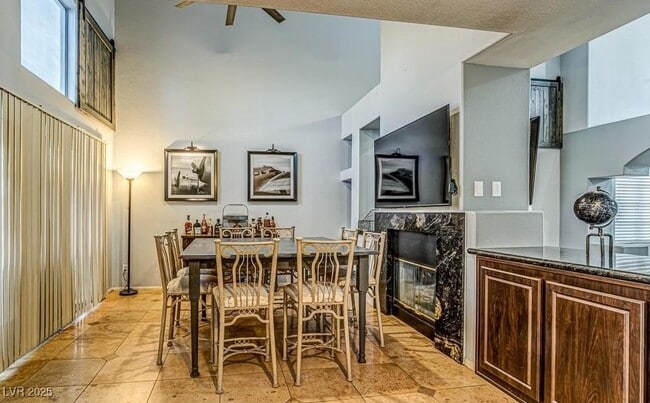 Building Photo - 7769 Verde River Way