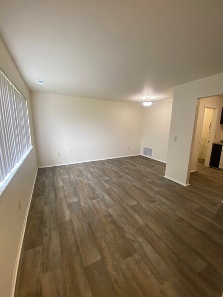 Building Photo - Westminster Park Apartments