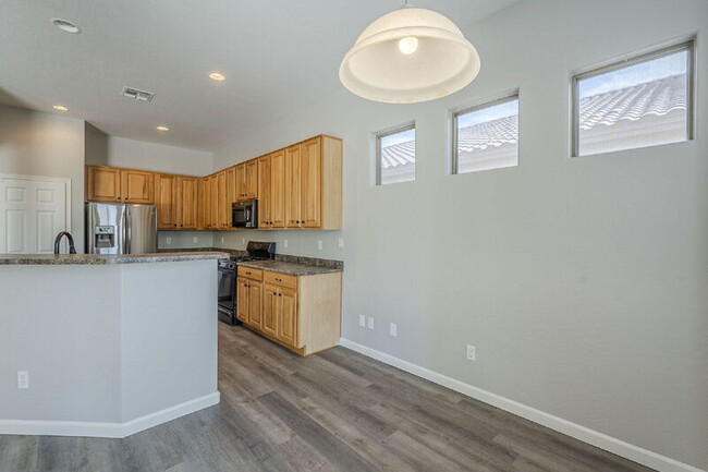 Building Photo - 2951 E Riviera Pl
