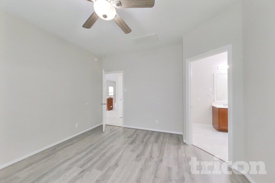 Building Photo - 11114 Kingsnorth Dr