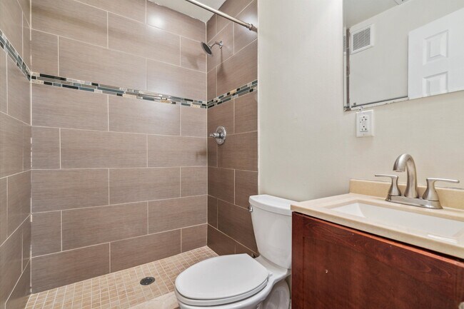 Building Photo - 2129 N 17th St