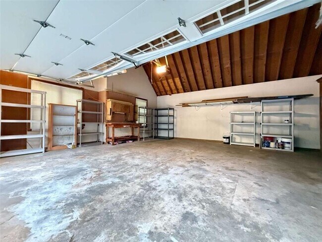 Building Photo - 8710 Mt Rushmore Dr