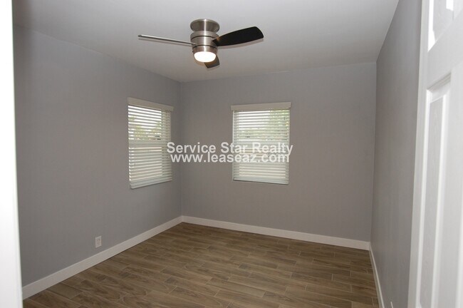 Building Photo - 4144 N 3rd Ave