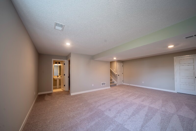 Building Photo - 3721 SW Clayton Dr