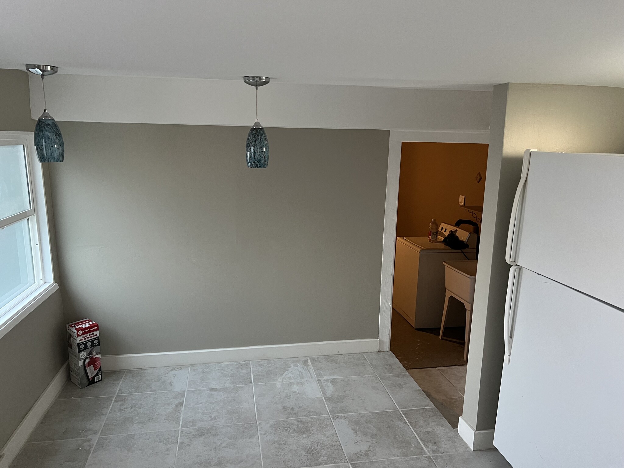 Building Photo - 315 W Sun Ave