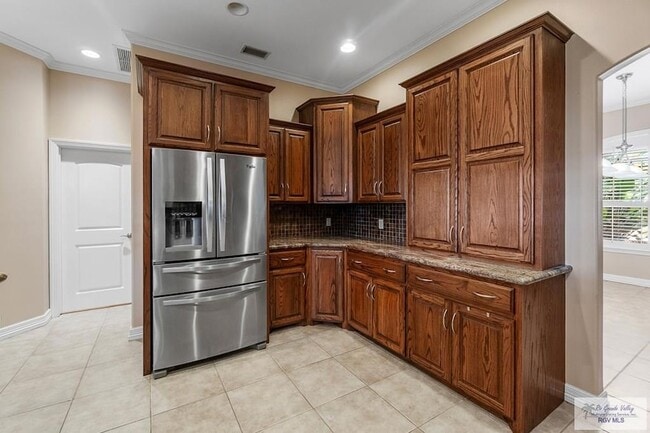 Building Photo - 109 Wild Olive